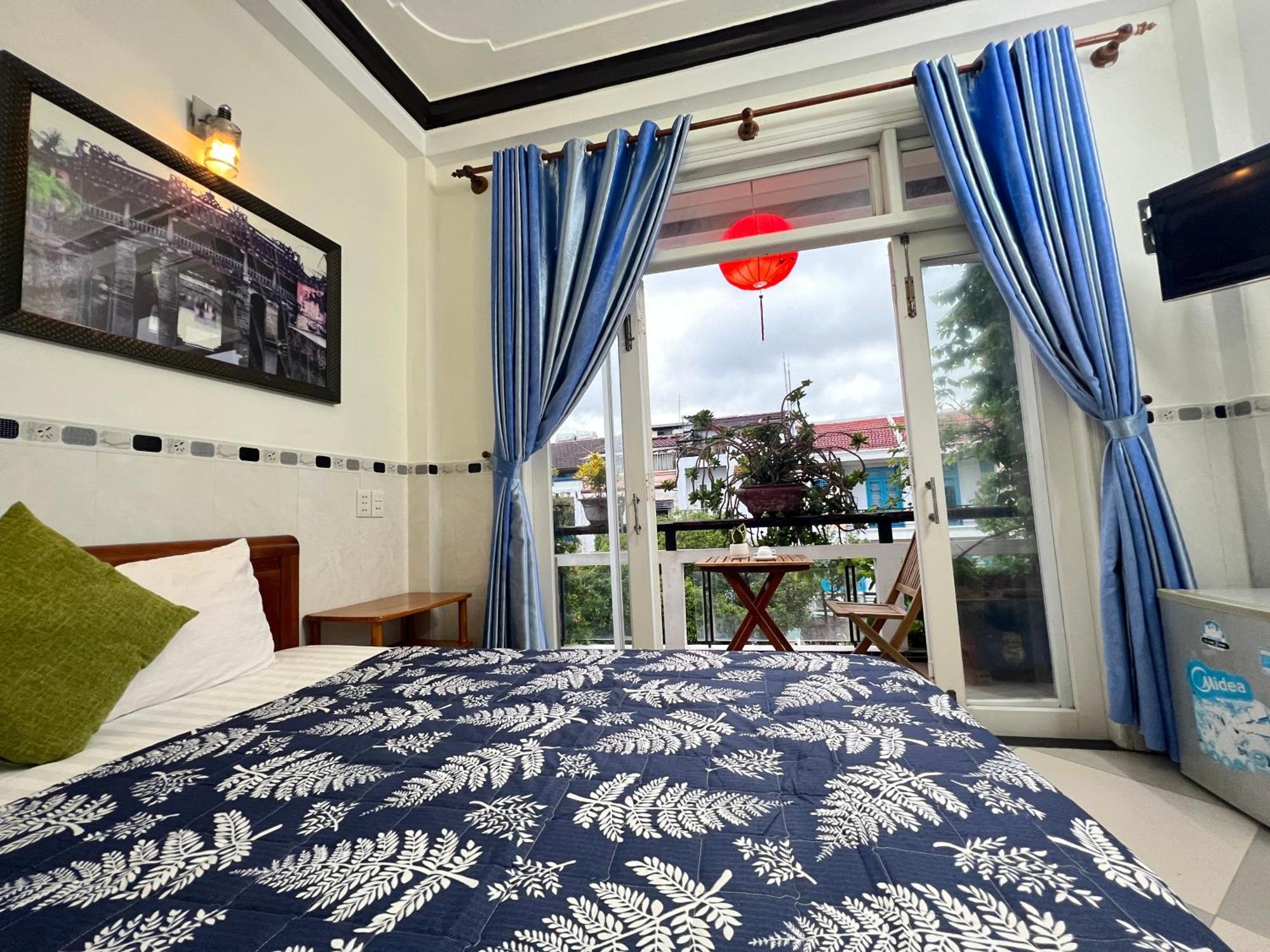Phuc Bao Center Local Homestay - 3 Mins Walk To Old Town Хойан Экстерьер фото