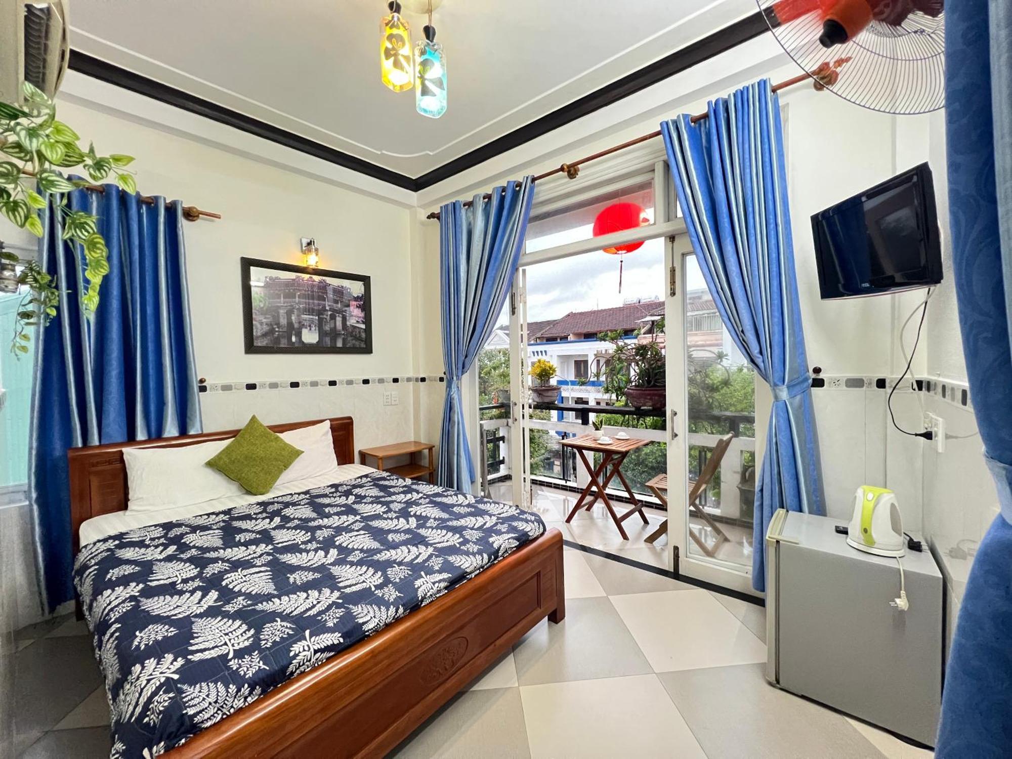 Phuc Bao Center Local Homestay - 3 Mins Walk To Old Town Хойан Экстерьер фото