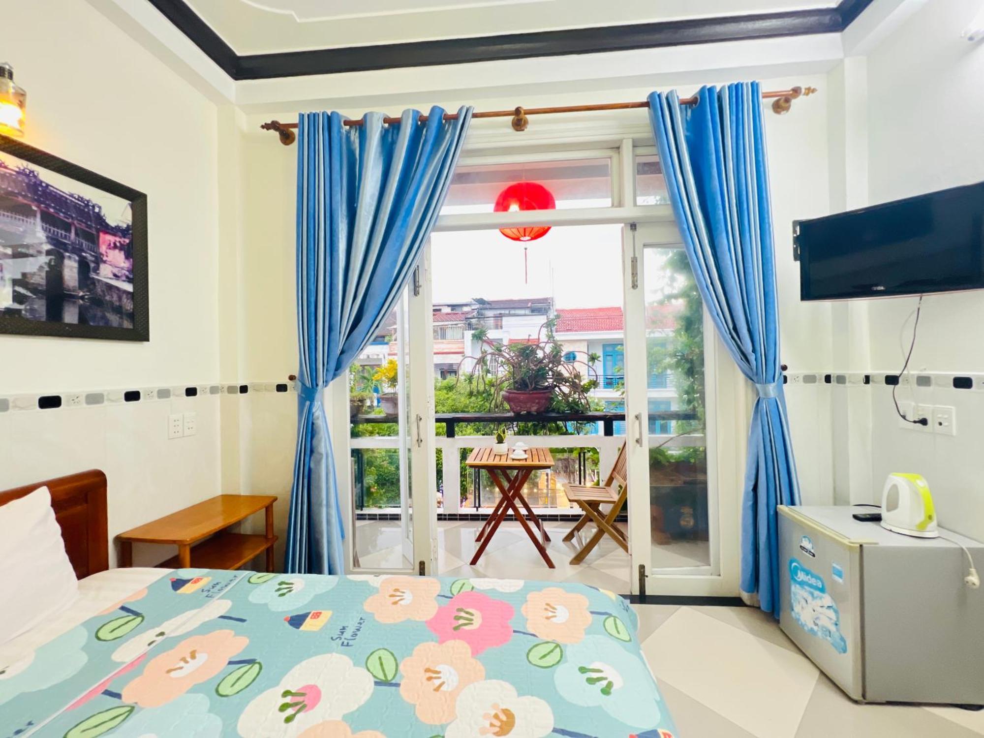 Phuc Bao Center Local Homestay - 3 Mins Walk To Old Town Хойан Экстерьер фото